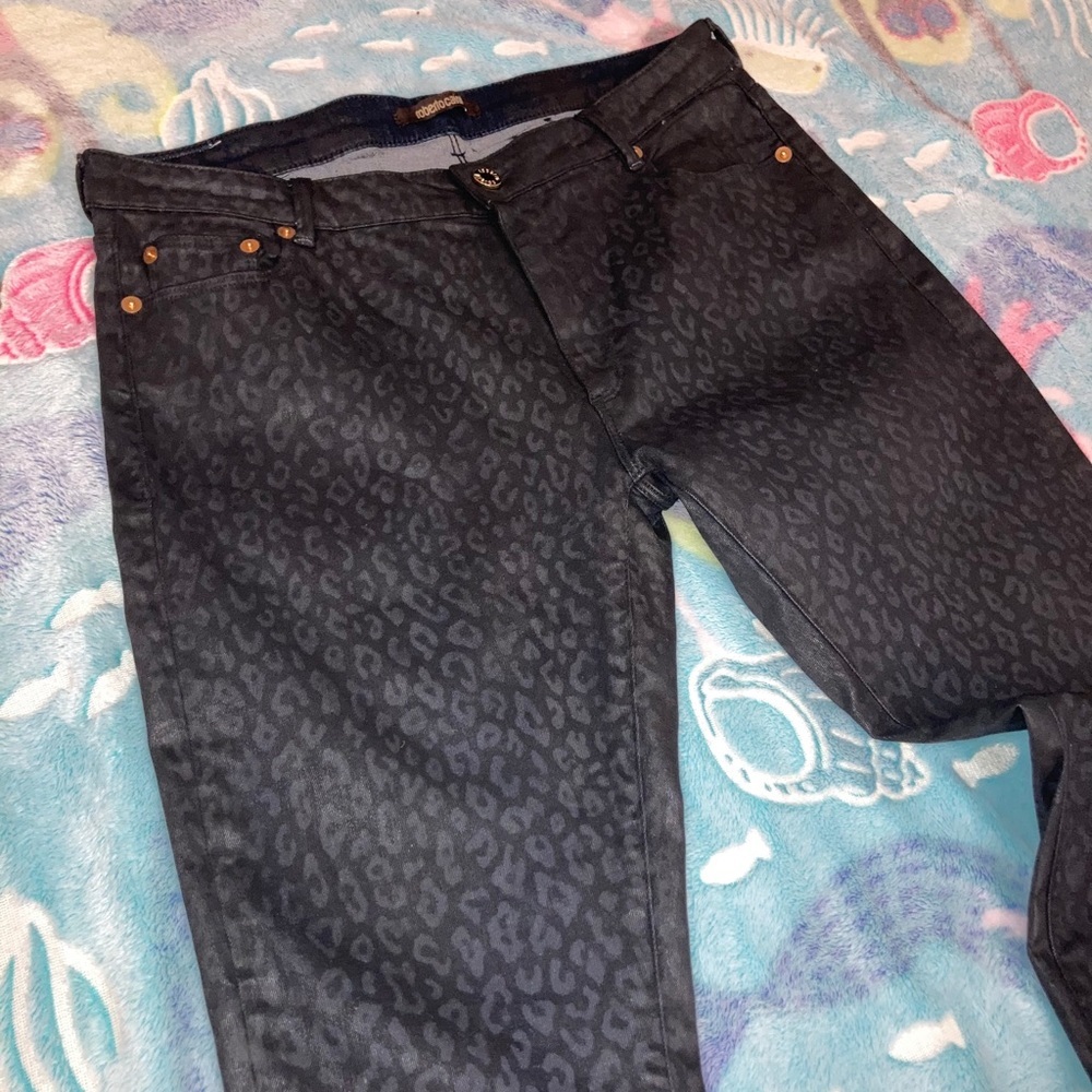 🐆 NWOT Roberto Cavalli Black Leopard Coated Jeans​